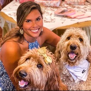 Nurse. Dog Mama. Chronic illness fighter. Shopping addict 🧾